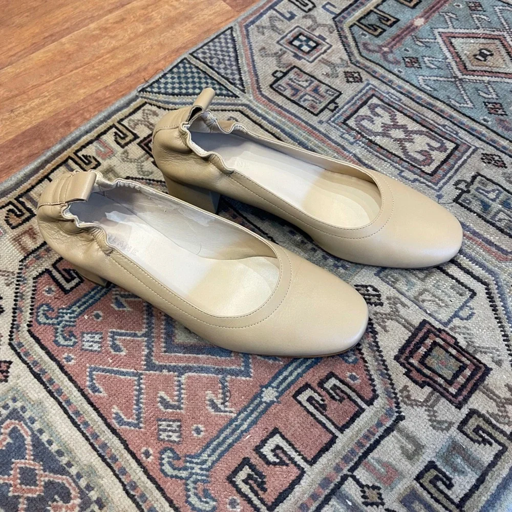 Everlane The Day Heel Light Taupe Leather Ballet Shoe Beige Tan Nude Sz 7.5 Chic